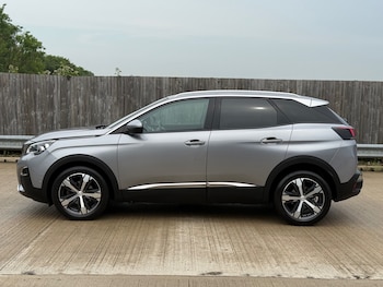 Used Peugeot 3008 2019 for sale - 79025136: Photo