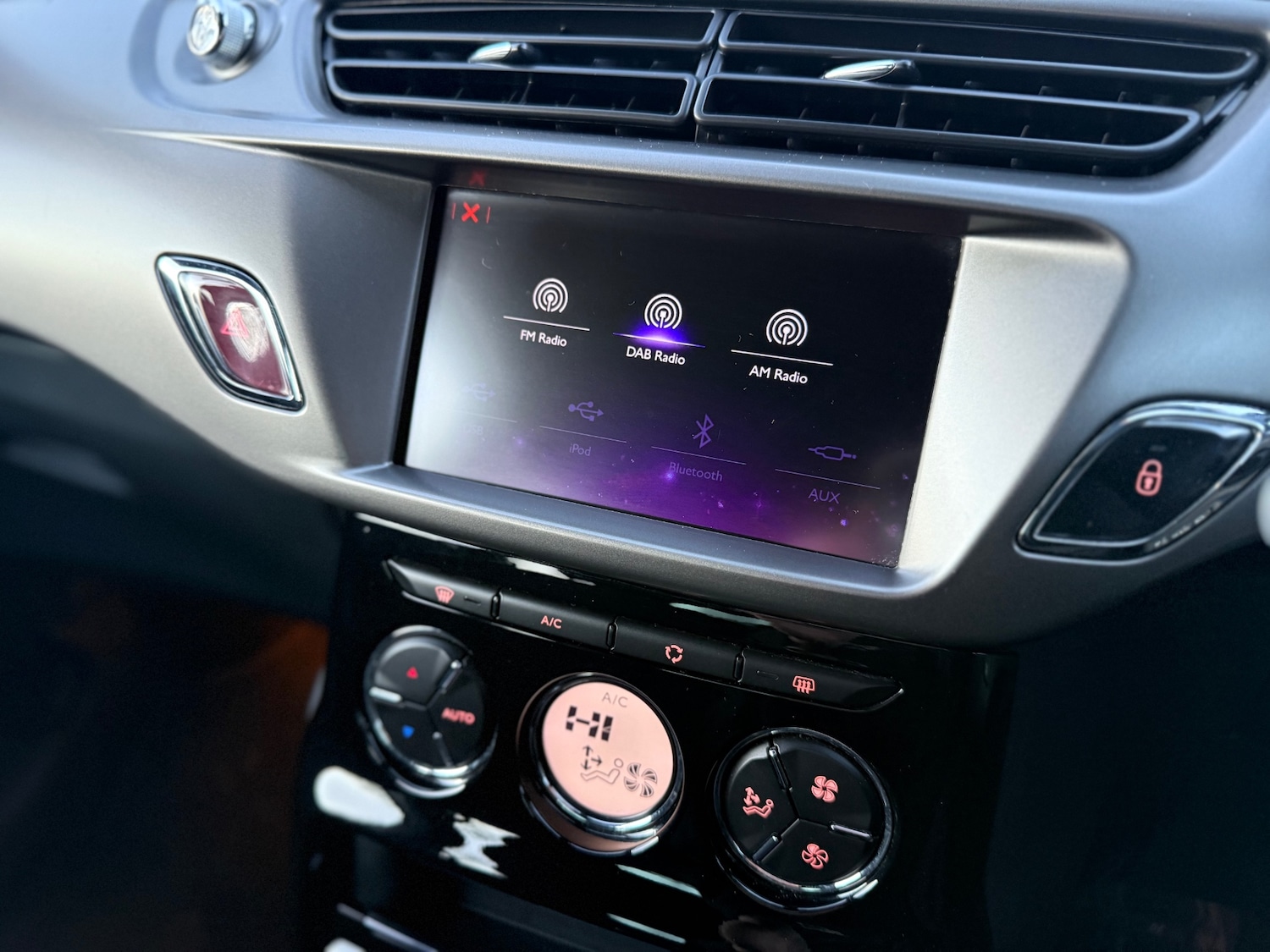 Used Citroen DS3 2016 for sale - 76799079: Photo 15