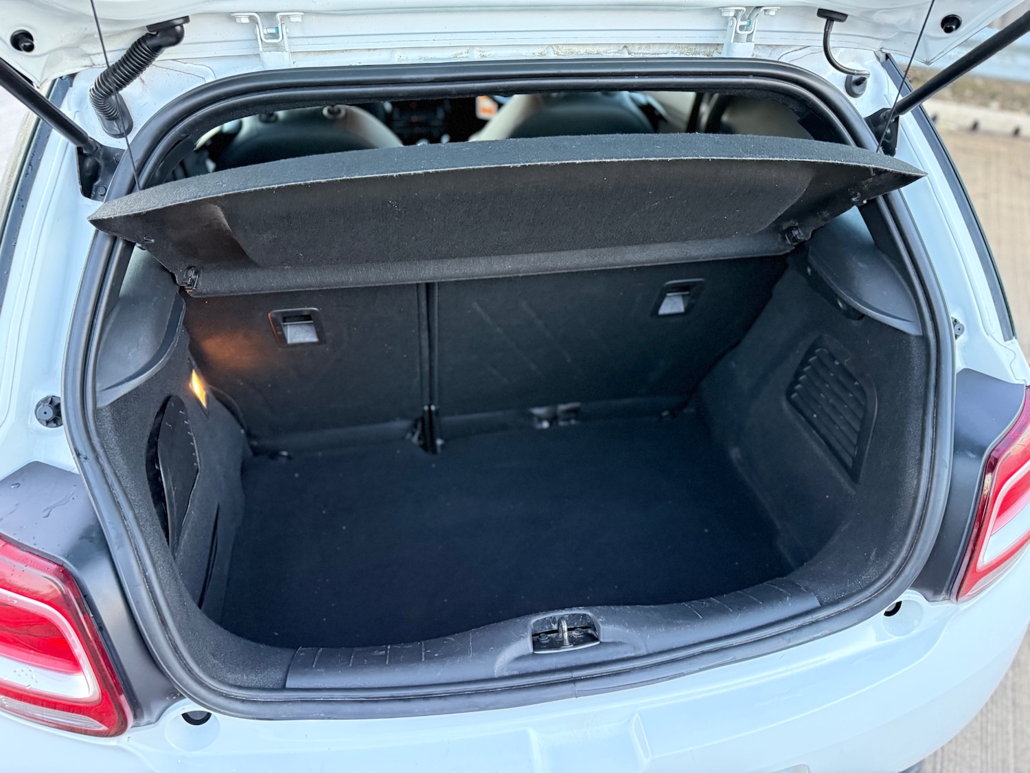 Used Citroen DS3 2016 for sale - 76799079: Photo 18