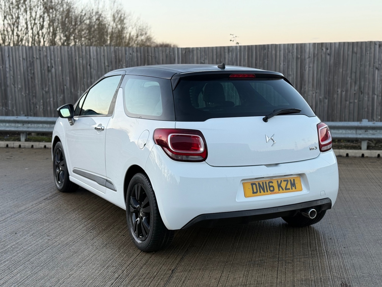 Used Citroen DS3 2016 for sale - 76799079: Photo 3