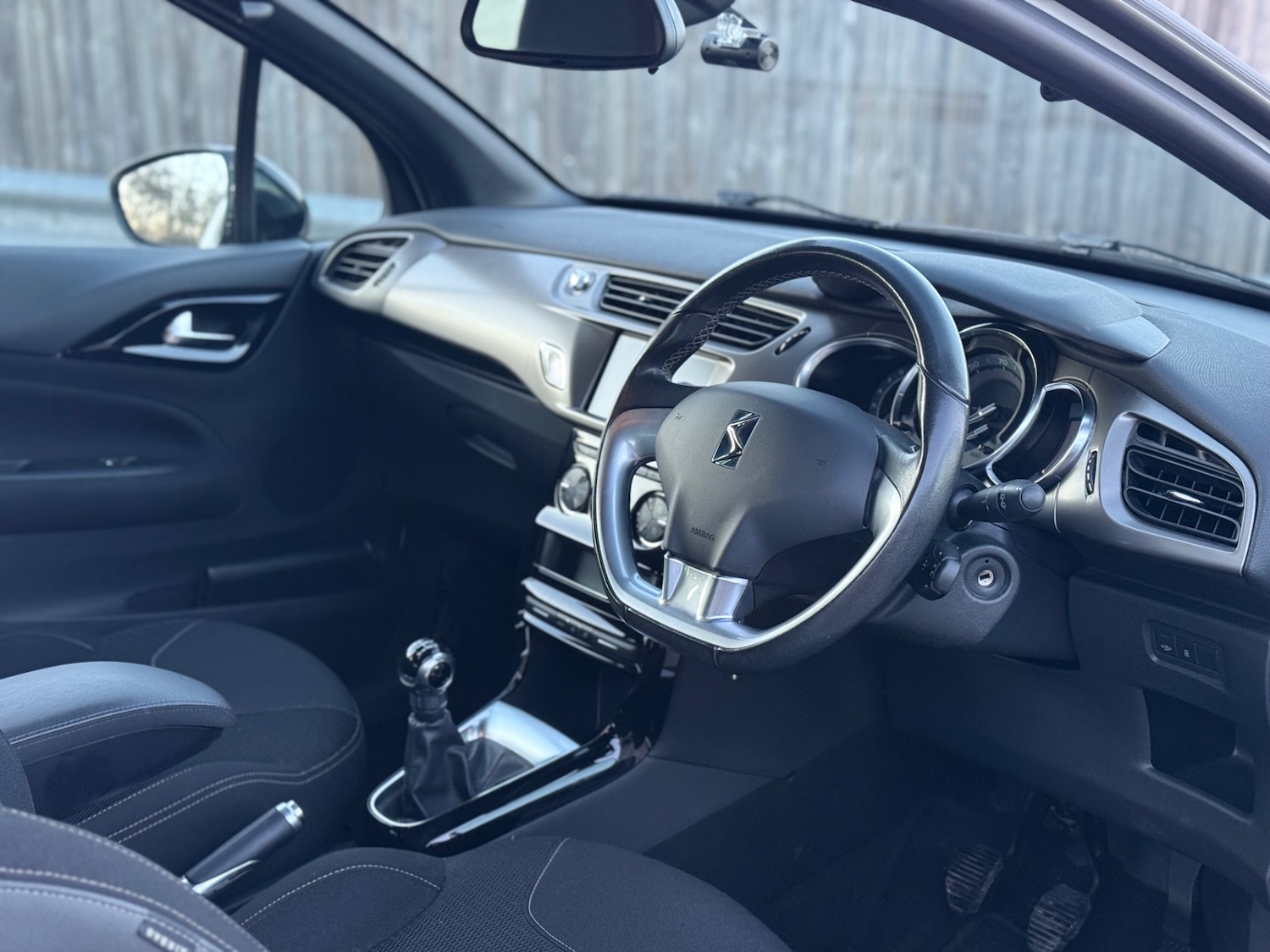 Used Citroen DS3 2016 for sale - 76799079: Photo 9