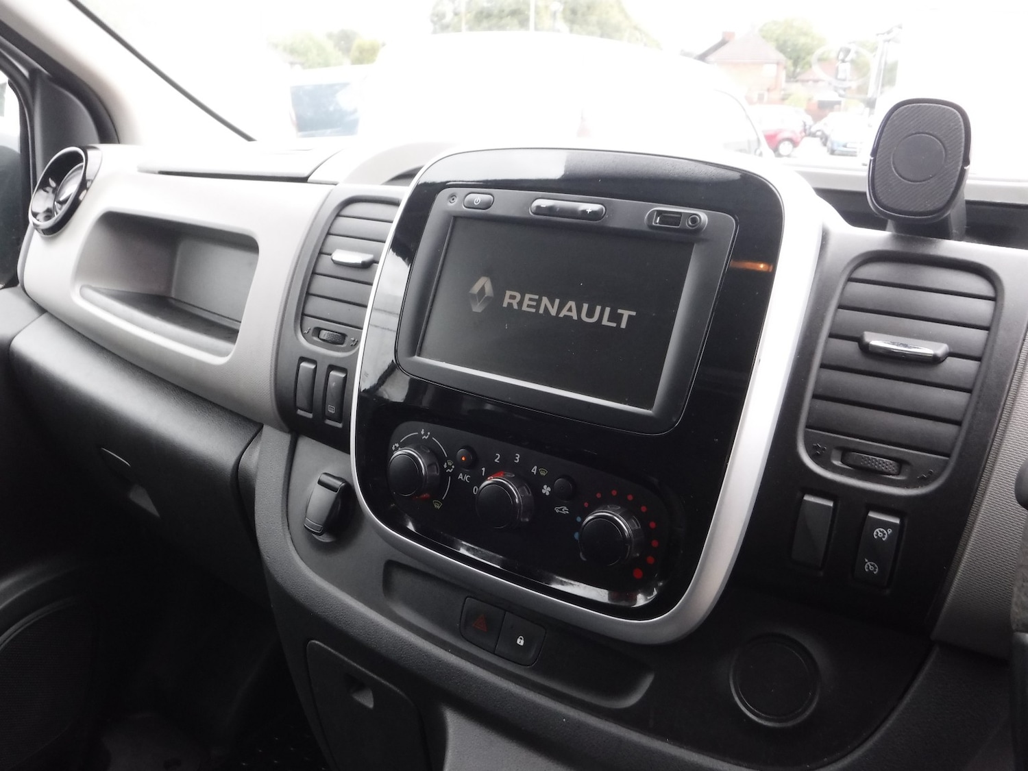 Used Renault Trafic 2019 for sale - 76863921: Photo 8
