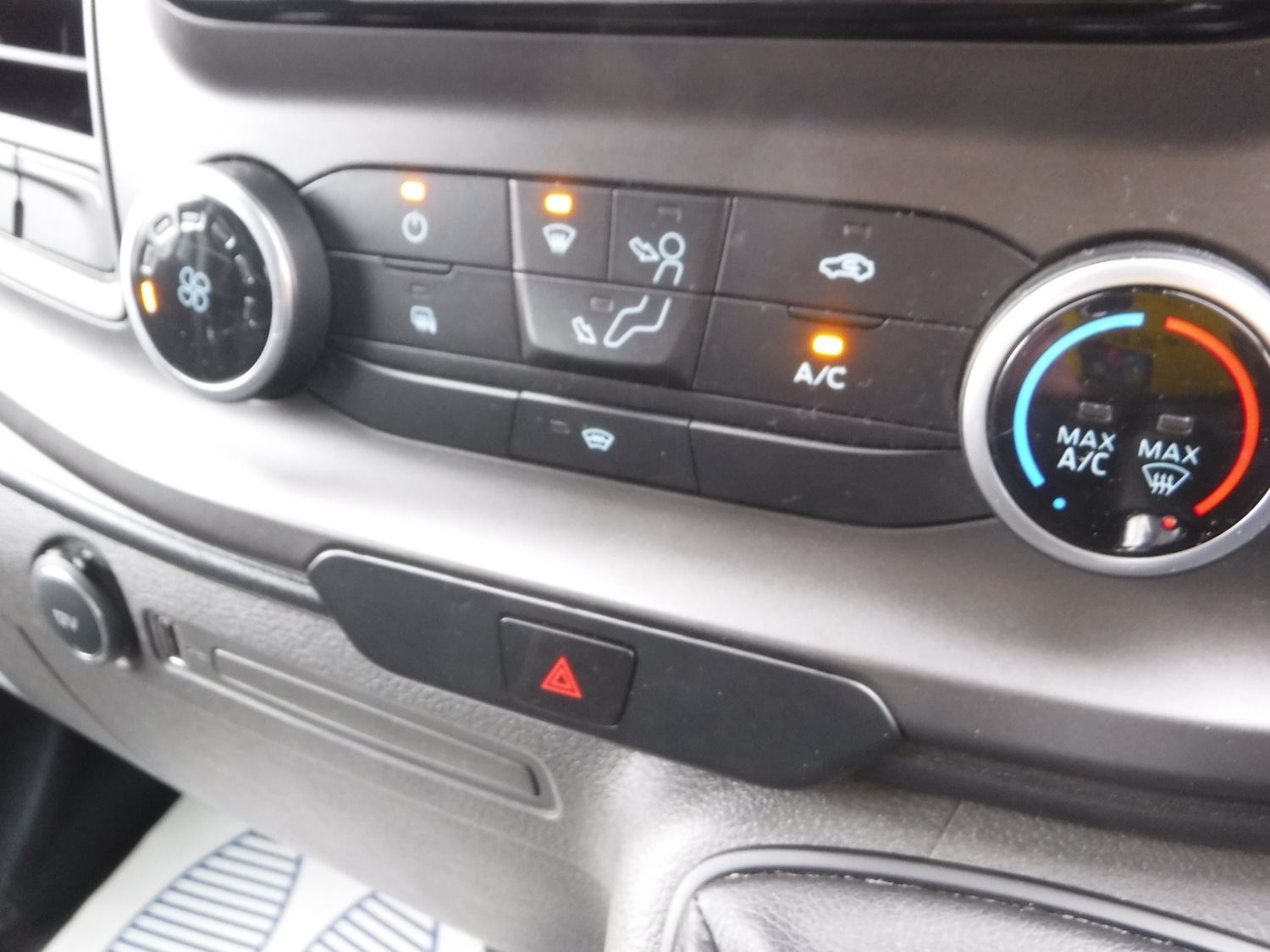 Used Ford Transit Custom 2020 for sale - 77508396: Photo 10