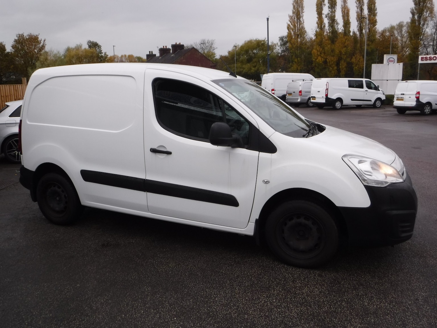 Used Citroen Berlingo 2017 for sale - 76418280: Photo 3