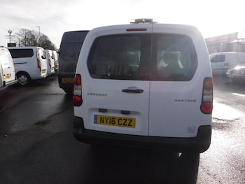 Used Peugeot Partner 2016 for sale - 76863914: Photo