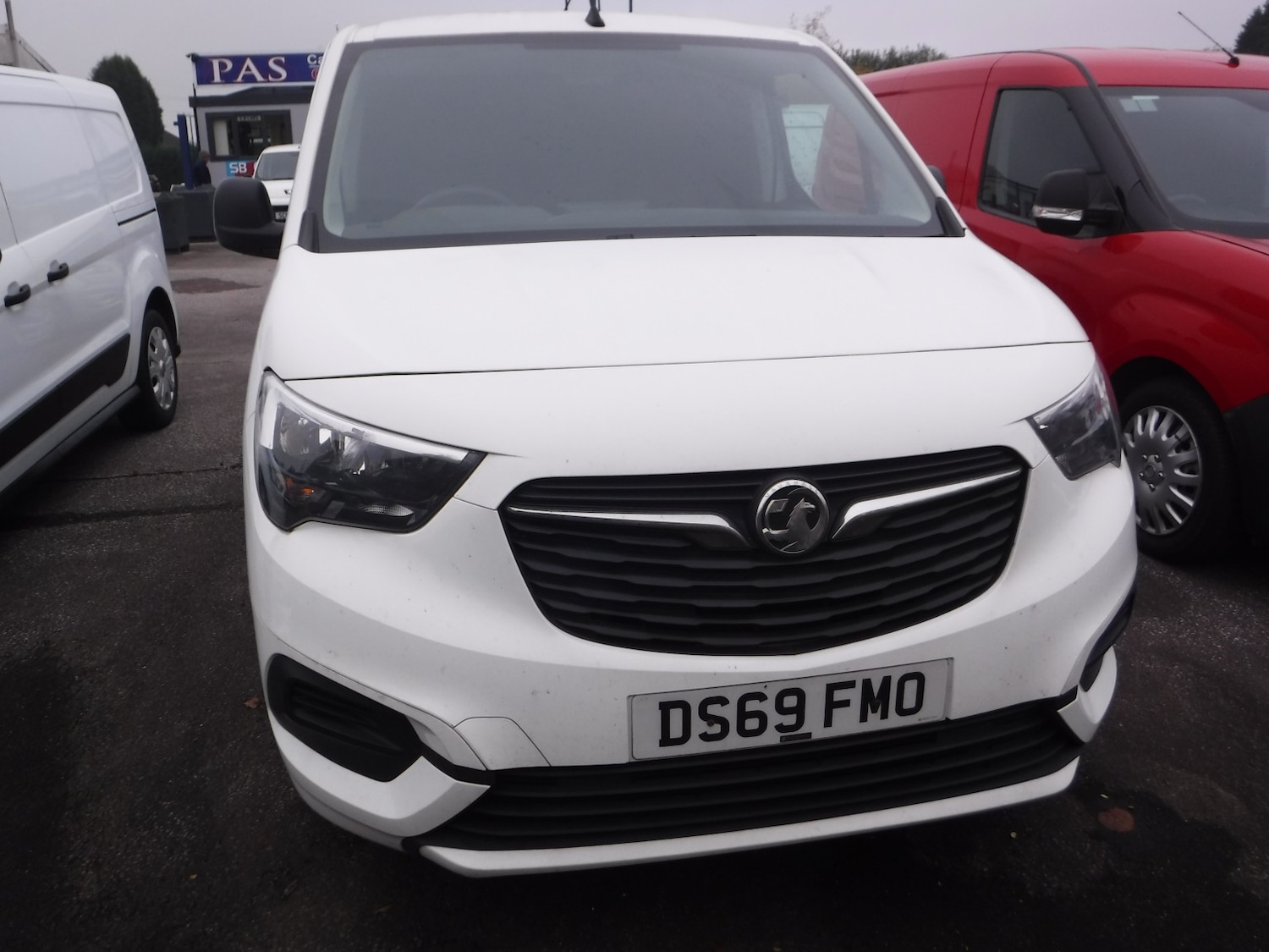 Used Vauxhall Combo 2019 for sale - 76510904: Photo 1