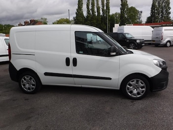 Used Fiat Doblo 2018 for sale - 76794131: Photo