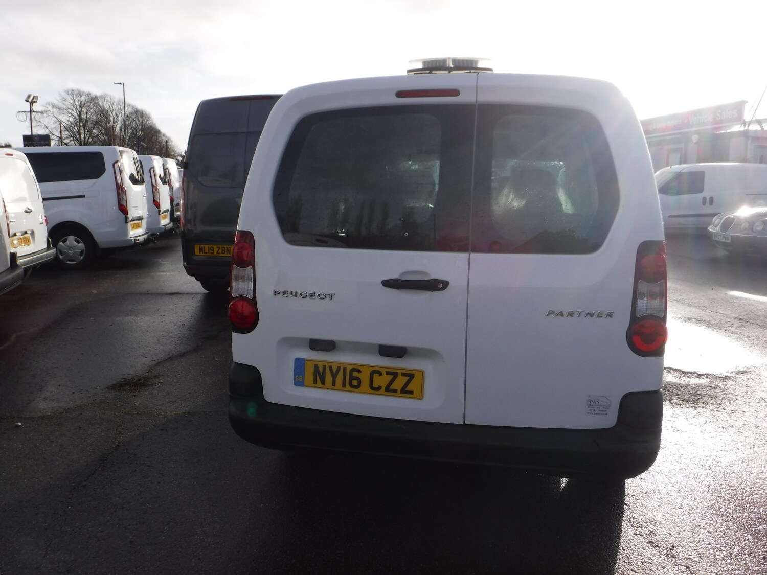 Used Peugeot Partner 2016 for sale - 77991590: Photo 3