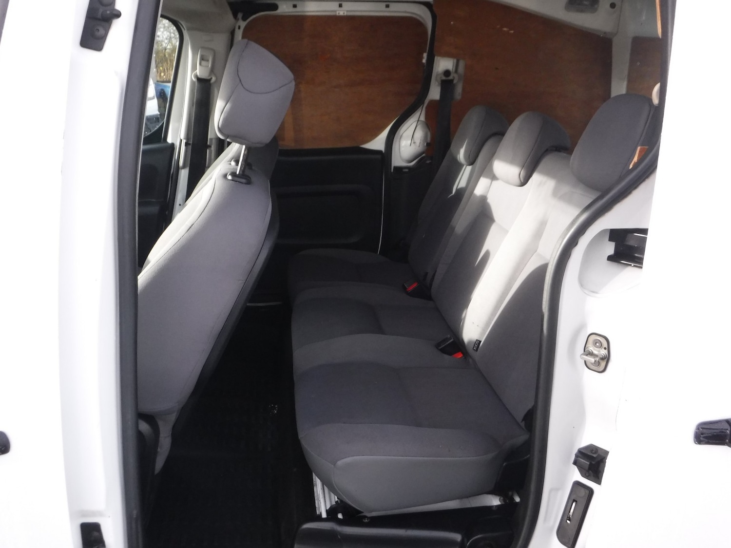 Used Peugeot Partner 2016 for sale - 77991590: Photo 6