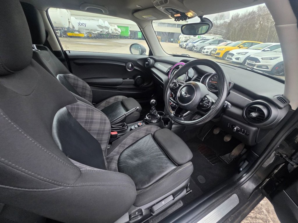 Used MINI Hatch 2015 for sale - 77668943: Photo 10