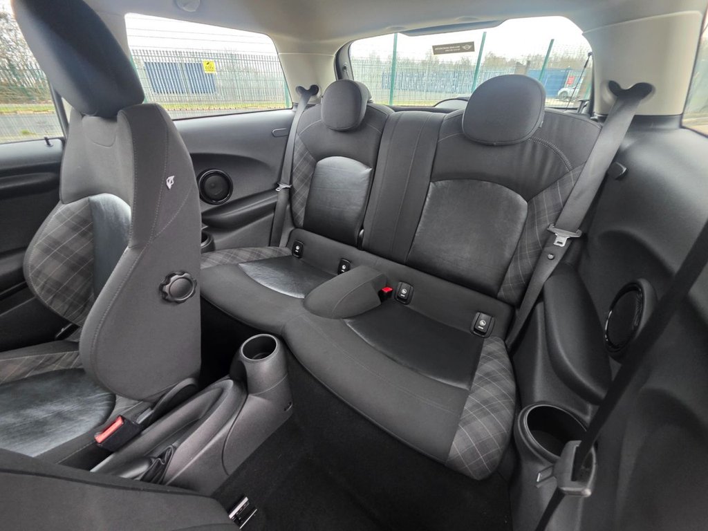 Used MINI Hatch 2015 for sale - 77668943: Photo 33