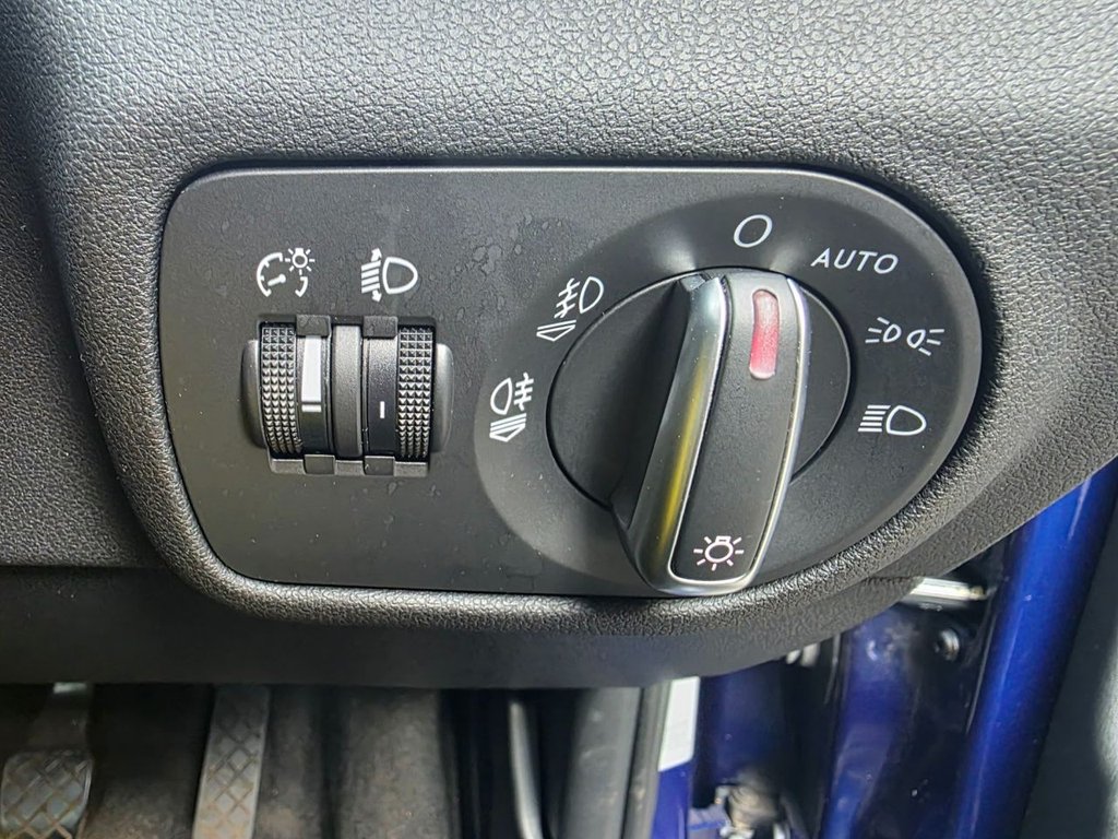 Used Audi A1 2015 for sale - 76235829: Photo 42