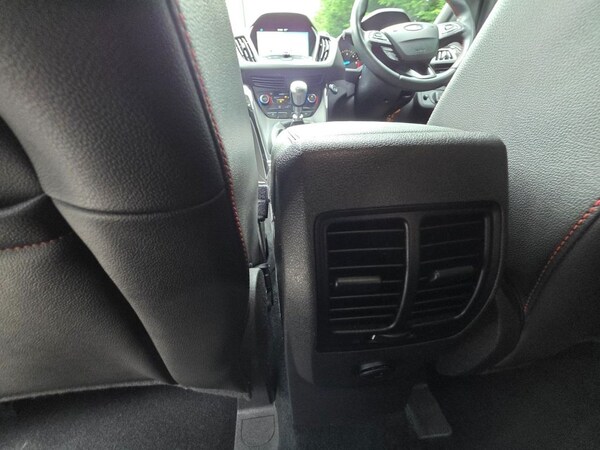 Used Ford Kuga 2018 for sale - 75335700: Photo 38