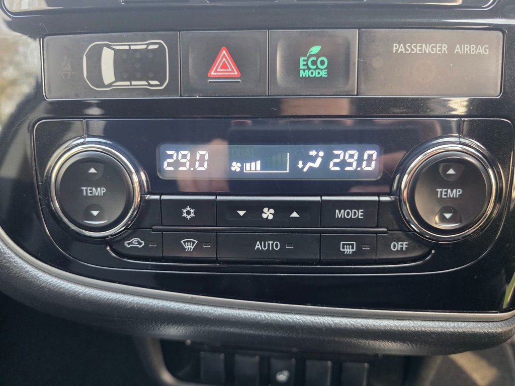 Used Mitsubishi Outlander 2015 for sale - 77437236: Photo 21