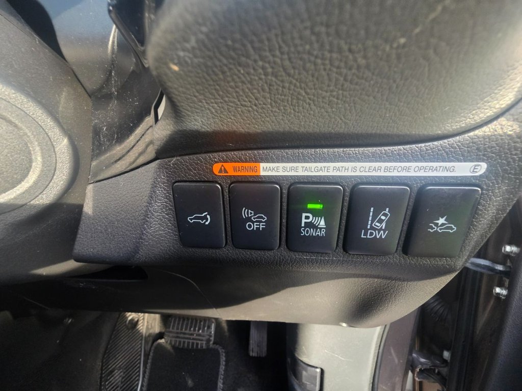 Used Mitsubishi Outlander 2015 for sale - 77437236: Photo 29