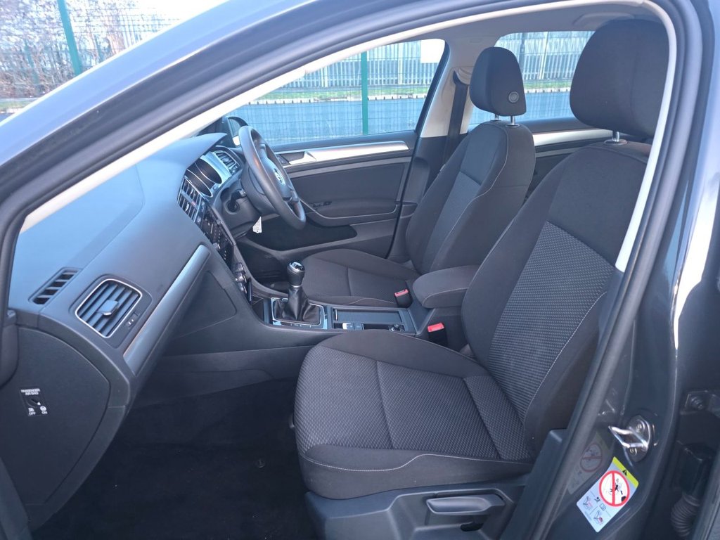 Used Volkswagen Golf 2017 for sale - 77133331: Photo 14