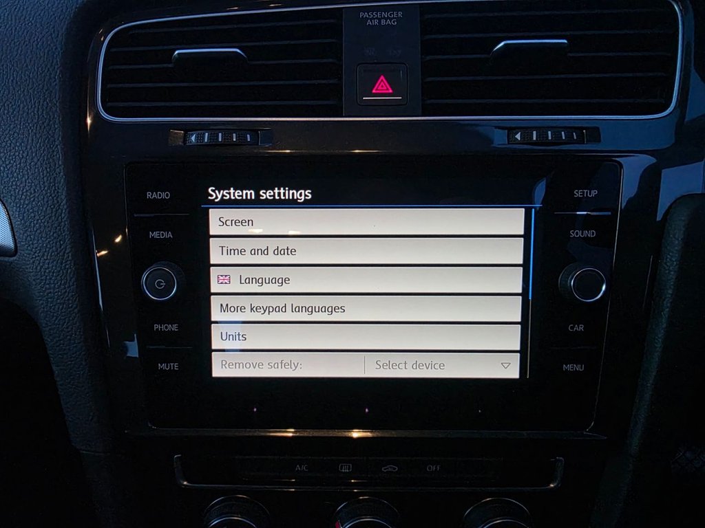 Used Volkswagen Golf 2017 for sale - 77133331: Photo 23