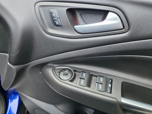 Used Ford Kuga 2017 for sale - 75573108: Photo 43