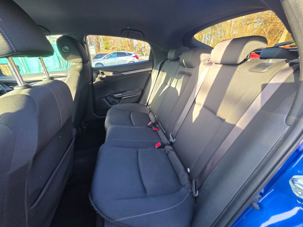 Used Honda Civic 2018 for sale - 75062215: Photo 23