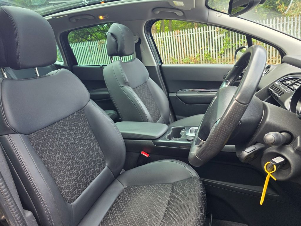 Used Peugeot 3008 2017 for sale - 75703892: Photo 17