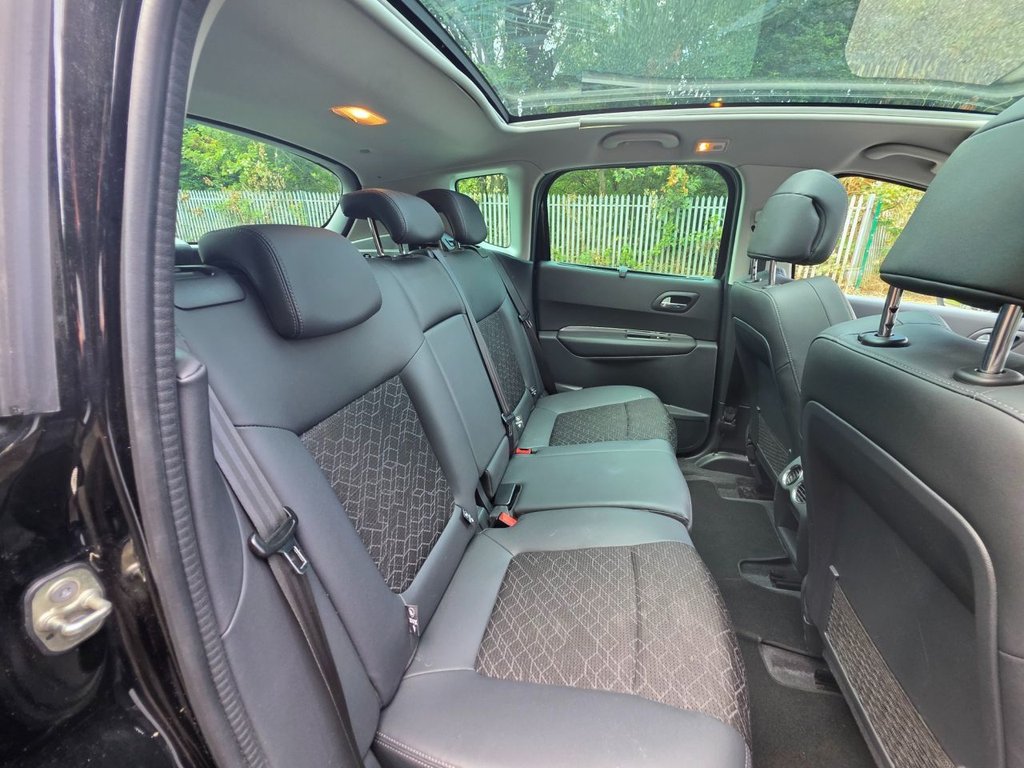 Used Peugeot 3008 2017 for sale - 75703892: Photo 33