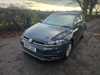 Used Volkswagen Golf 2017 for sale - 79547592: Photo