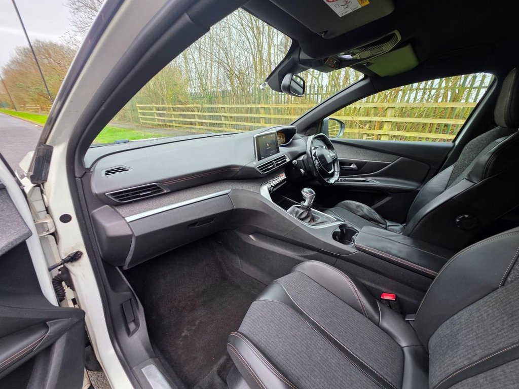 Used Peugeot 3008 2018 for sale - 77667687: Photo 14