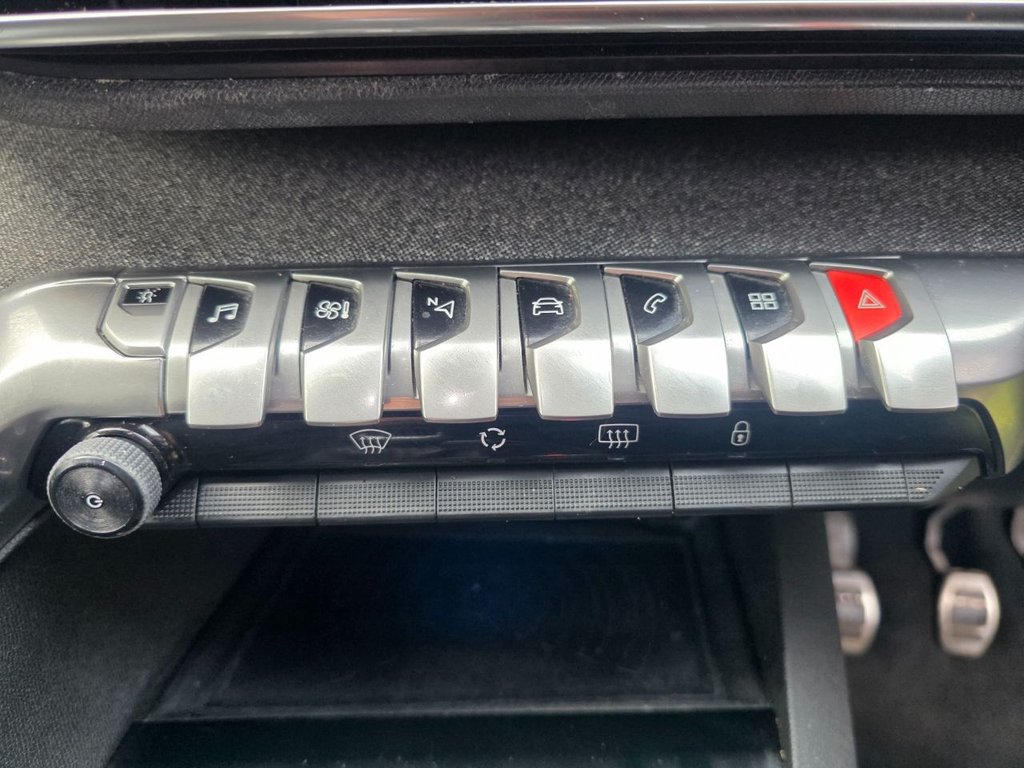 Used Peugeot 3008 2018 for sale - 77667687: Photo 31