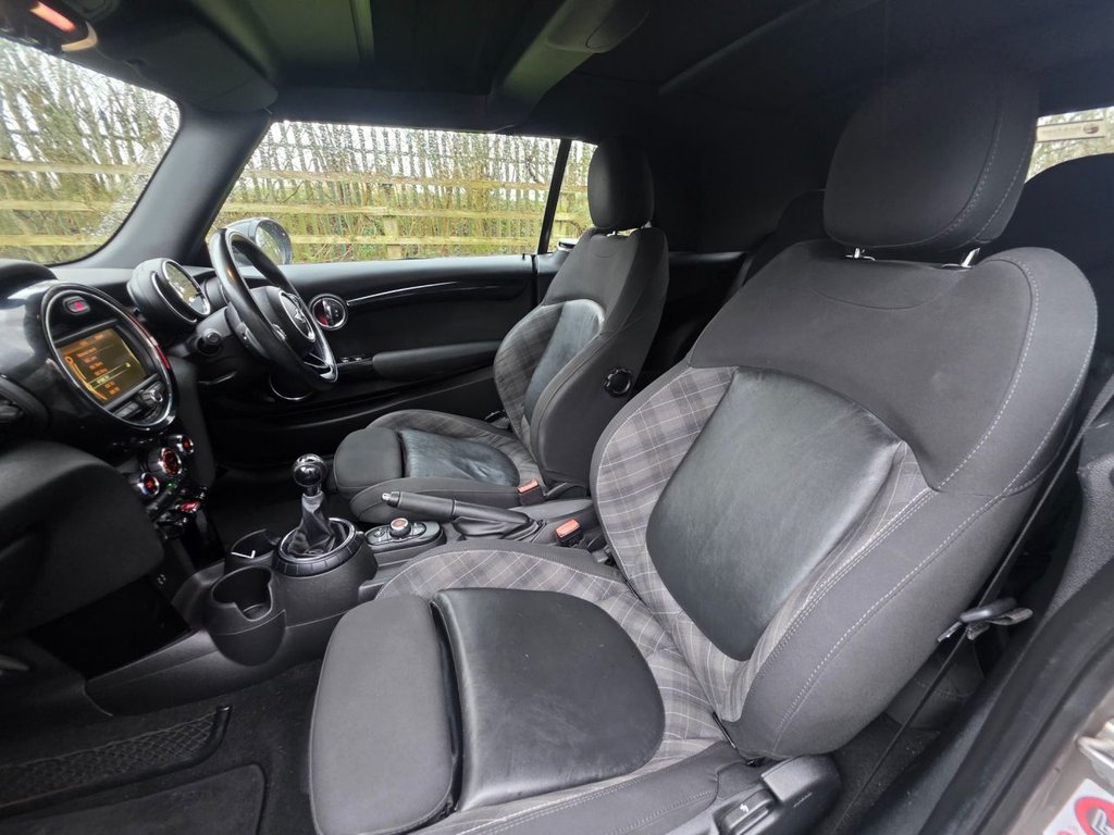 Used MINI Convertible 2017 for sale - 77437221: Photo 11