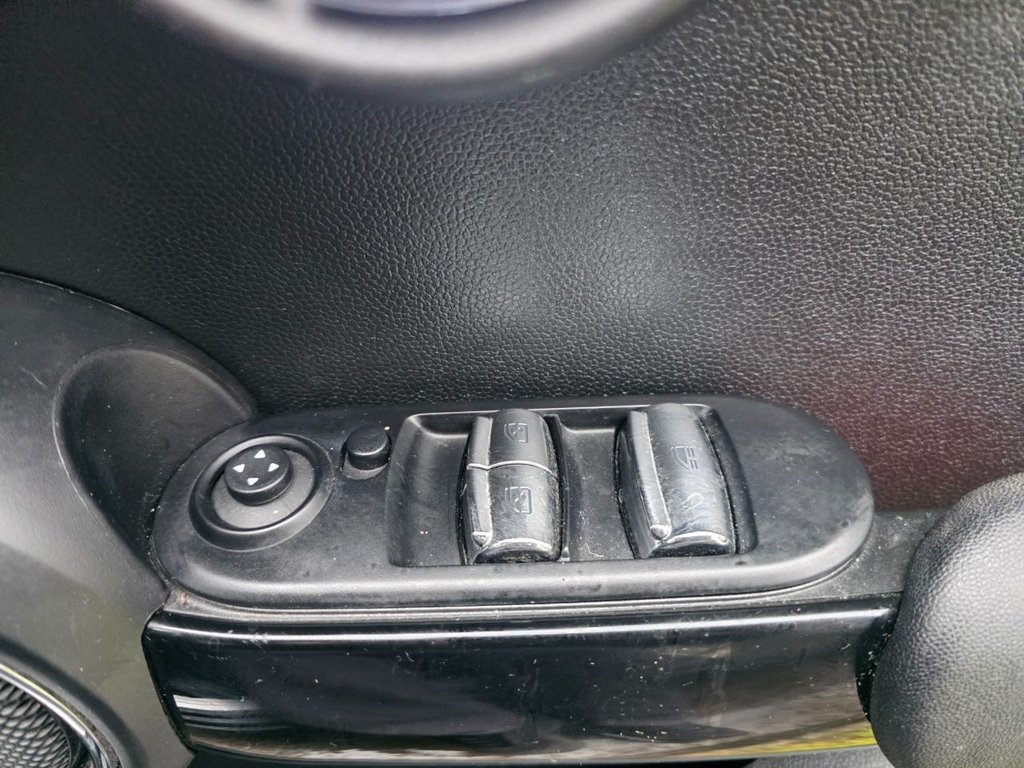 Used MINI Convertible 2017 for sale - 77437221: Photo 34