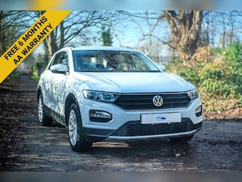 Used Volkswagen T-Roc 2018 for sale - 79547591: Photo