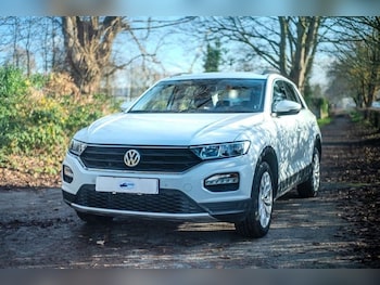 Used Volkswagen T-Roc 2018 for sale - 79547591: Photo