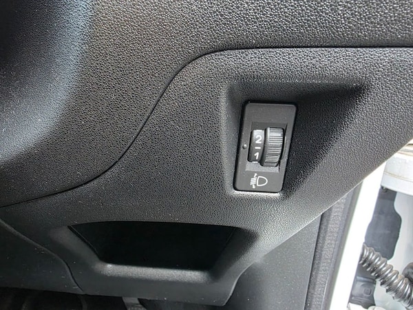 Used Citroen C3 Picasso 2016 for sale - 75585378: Photo 28