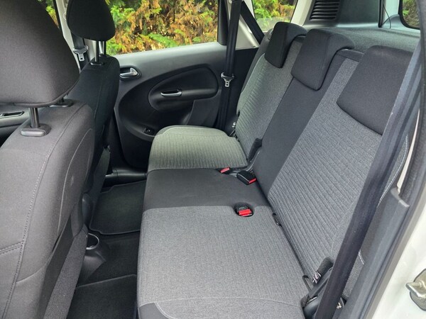 Used Citroen C3 Picasso 2016 for sale - 75585378: Photo 30