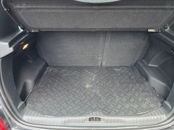 Used Citroen C3 Picasso 2016 for sale - 75585378: Photo 31