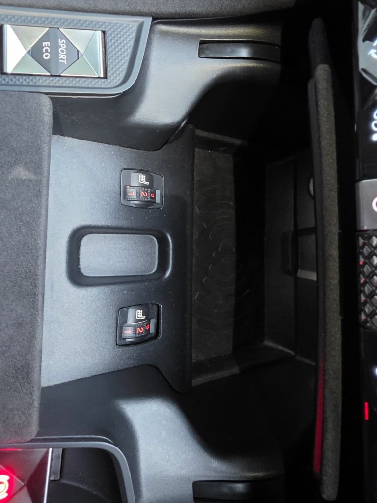 Used DS Automobiles DS 7 Crossback 2019 for sale - 76280260: Photo 43