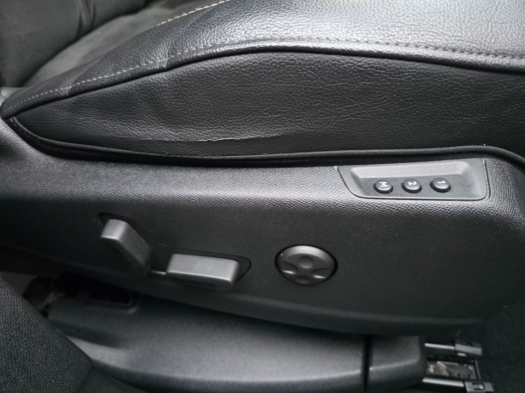 Used DS Automobiles DS 7 Crossback 2019 for sale - 76280260: Photo 46