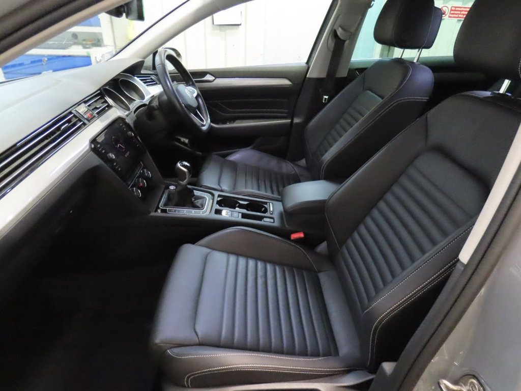 Used Volkswagen Passat 2022 for sale - 76482246: Photo 2