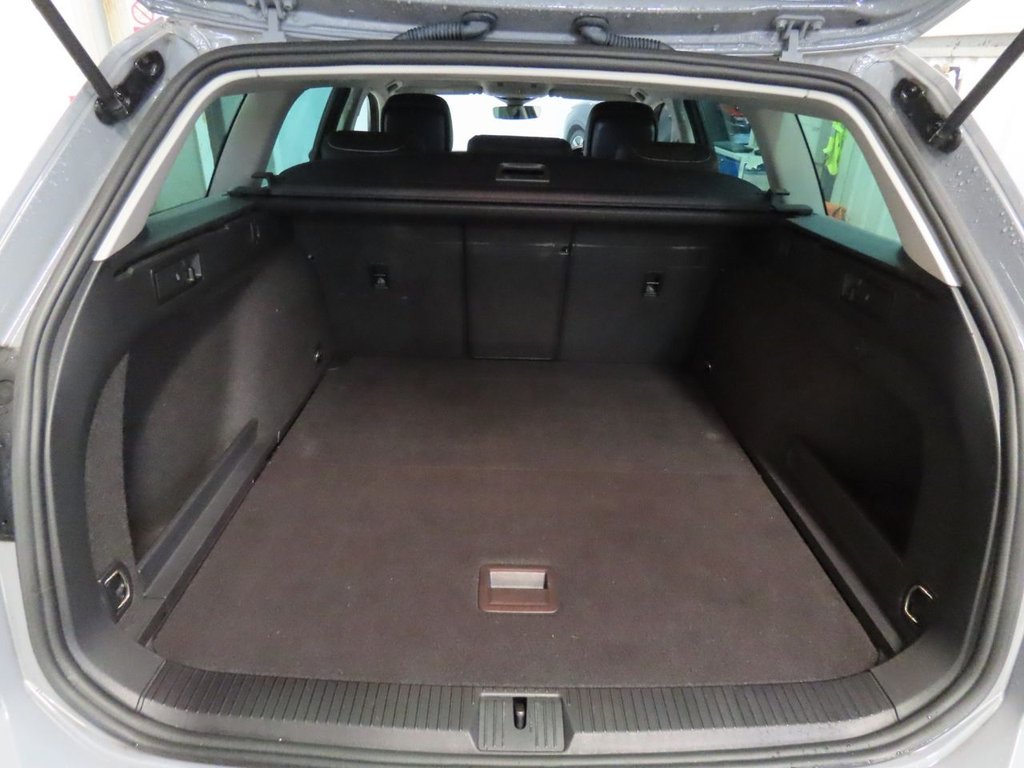Used Volkswagen Passat 2022 for sale - 76482246: Photo 9