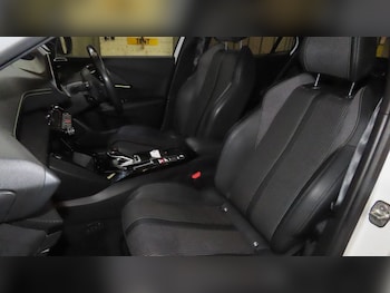 Used Peugeot 2008 2021 for sale - 79072389: Photo