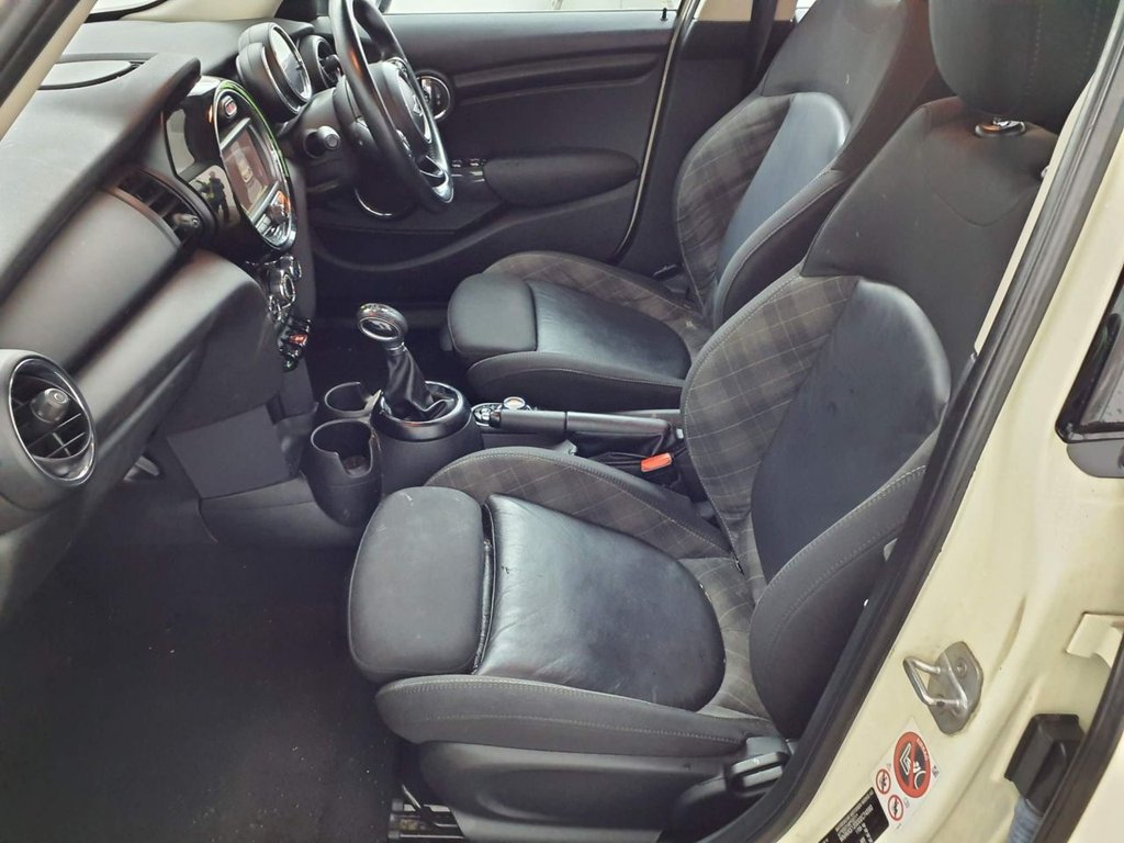 Used MINI Hatch 2015 for sale - 77835546: Photo 3