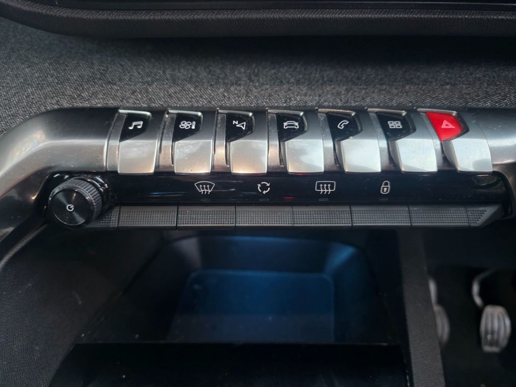 Used Peugeot 3008 2019 for sale - 77133332: Photo 24