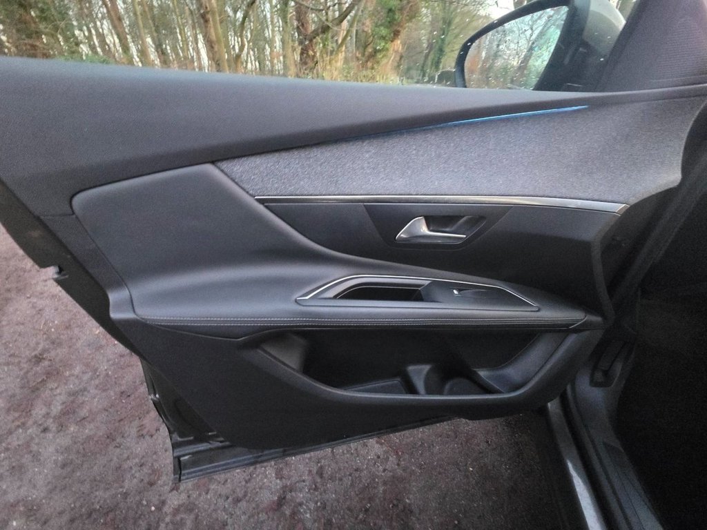 Used Peugeot 3008 2019 for sale - 77133332: Photo 30