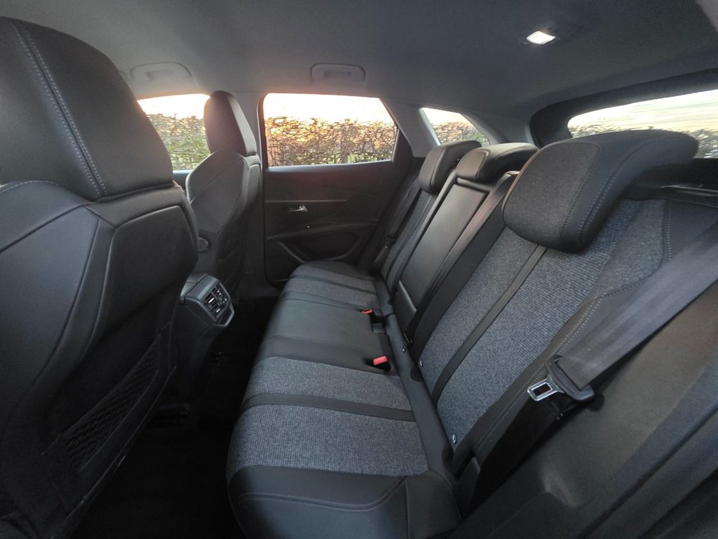 Used Peugeot 3008 2019 for sale - 77133332: Photo 32