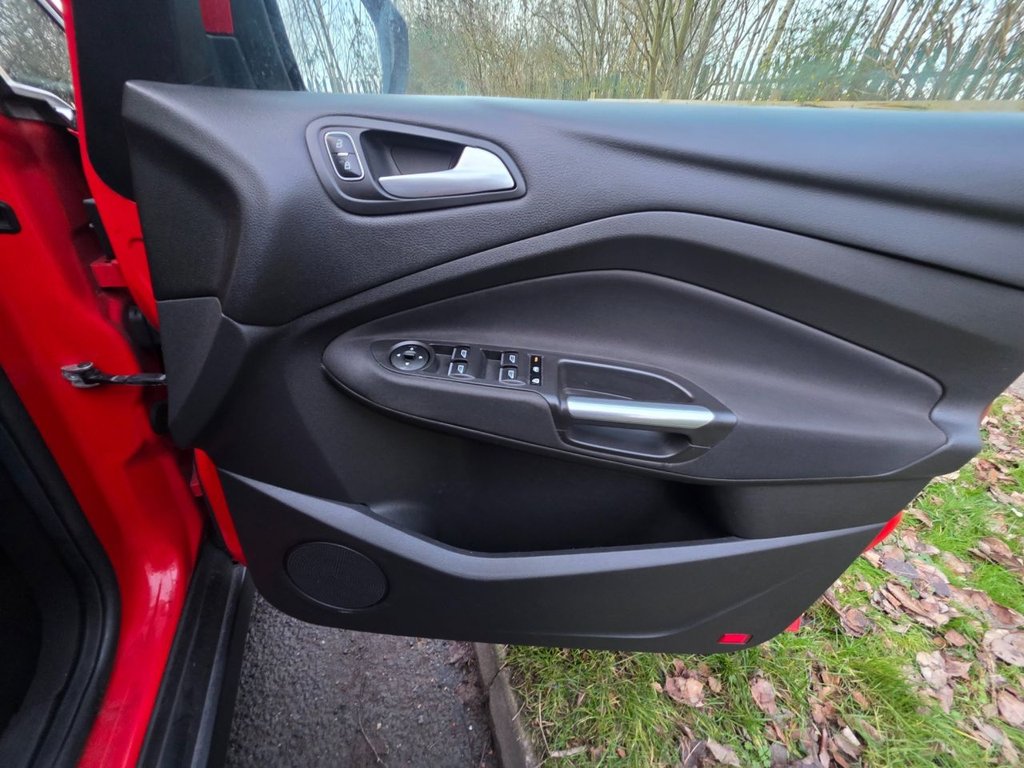 Used Ford Grand C-Max 2017 for sale - 77437227: Photo 24