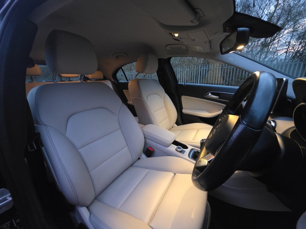 Used Mercedes-Benz A-Class 2015 for sale - 77356610: Photo 16