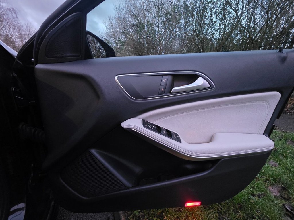 Used Mercedes-Benz A-Class 2015 for sale - 77356610: Photo 35