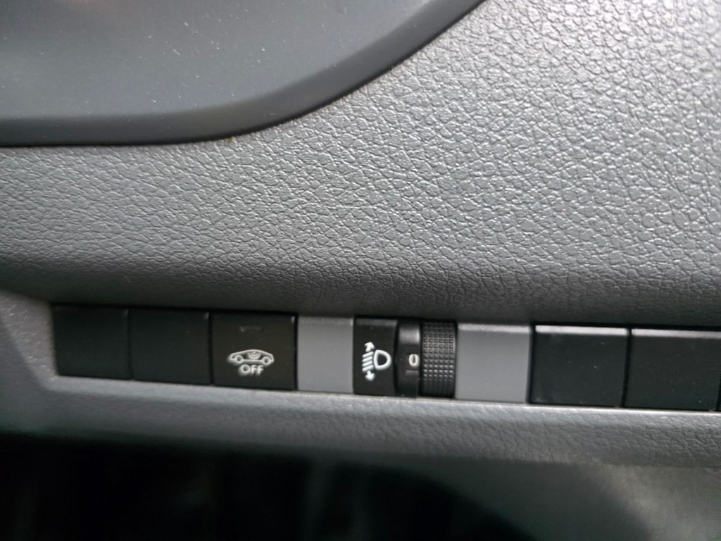 Used Citroen Dispatch 2018 for sale - 76559130: Photo 28