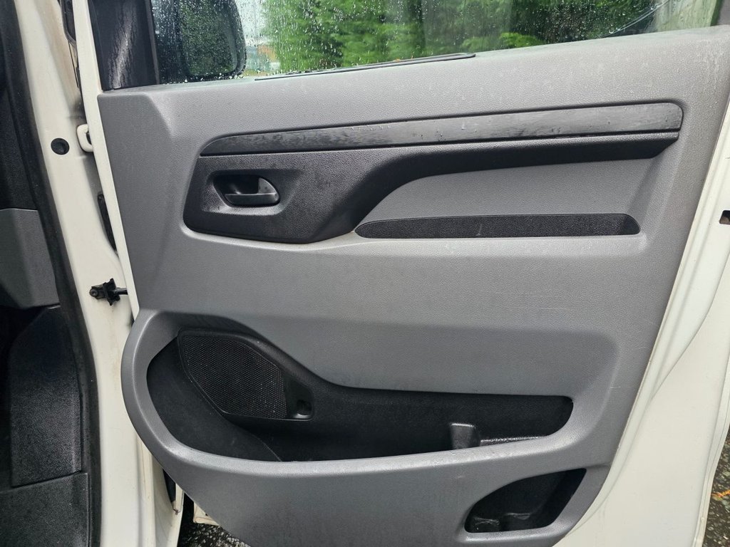 Used Citroen Dispatch 2018 for sale - 76559130: Photo 29