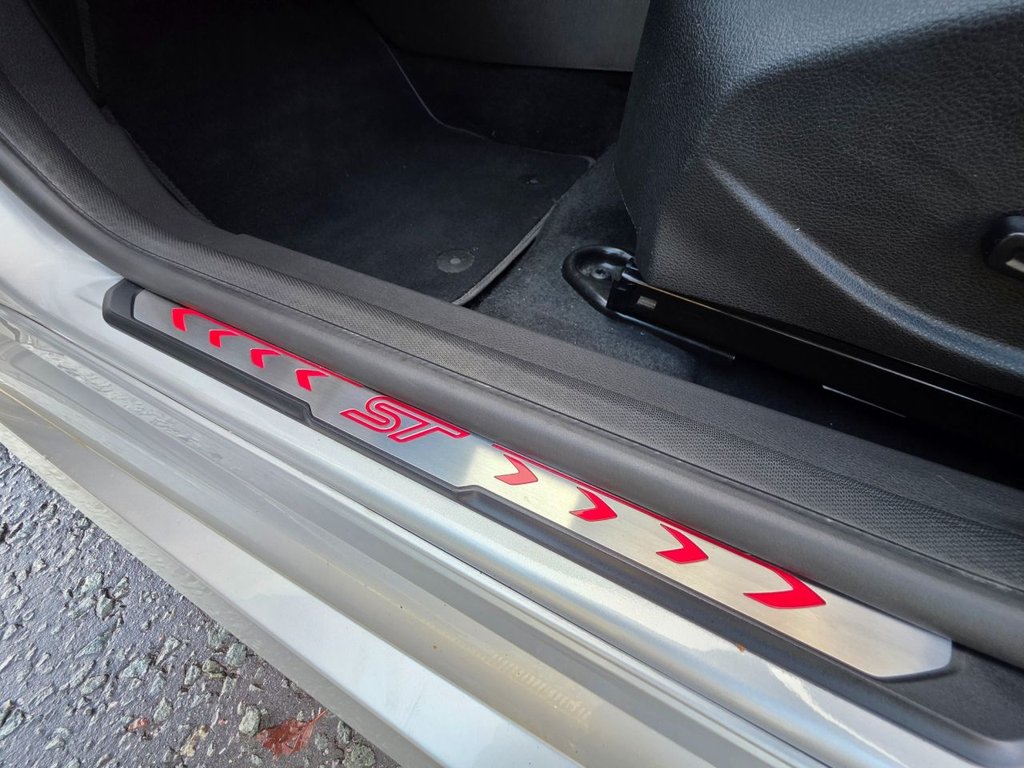 Used Ford Focus 2018 for sale - 76559126: Photo 40